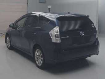 TOYOTA PRIUS ALPHA 2014 Image 4