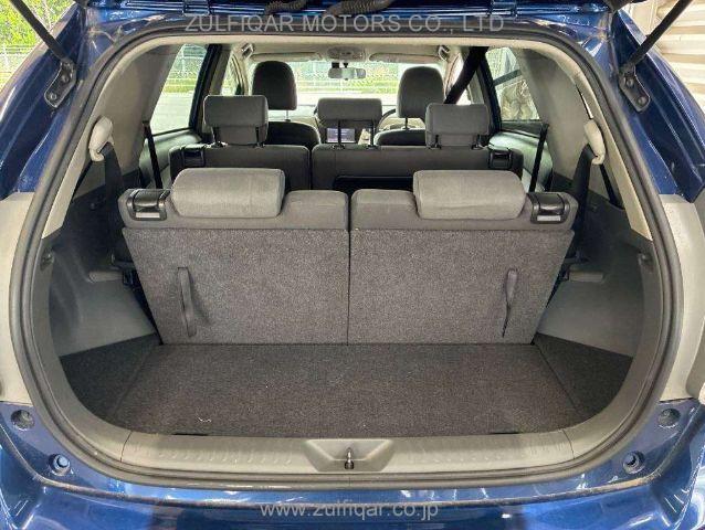 TOYOTA PRIUS ALPHA 2014 Image 9