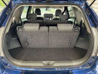 TOYOTA PRIUS ALPHA 2014 Image 9