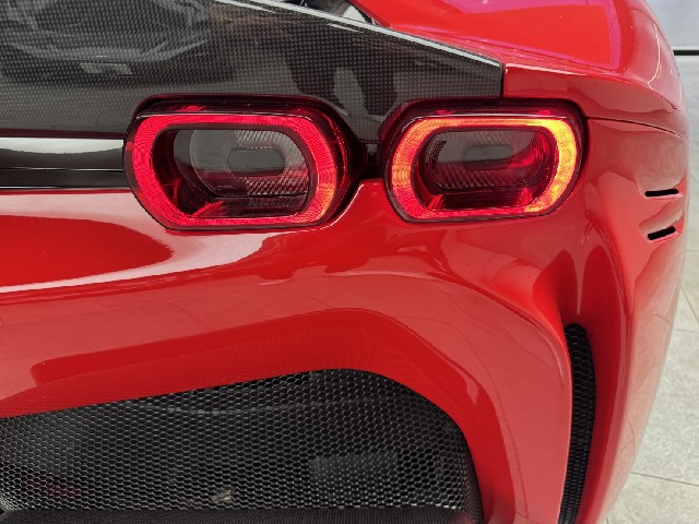 FERRARI SF90 STRADALE 2023 Image 44
