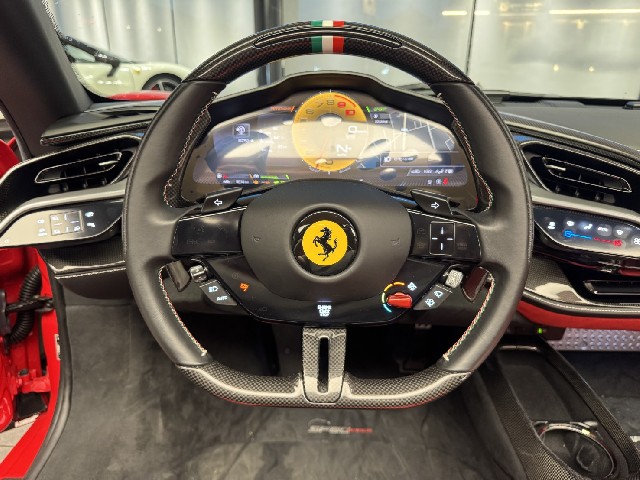 FERRARI SF90 STRADALE 2023 Image 55