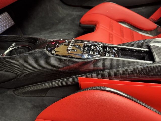 FERRARI SF90 STRADALE 2023 Image 65