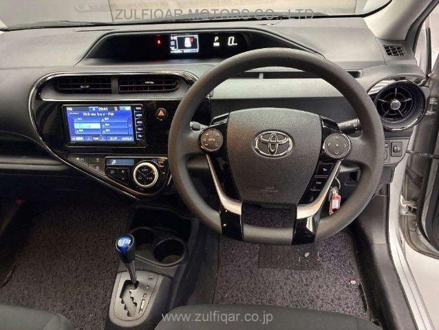 TOYOTA AQUA 2021 Image 6