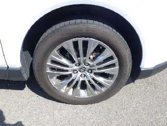 TOYOTA HARRIER 2023 Image 10