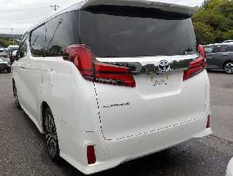 TOYOTA ALPHARD 2022 Image 3