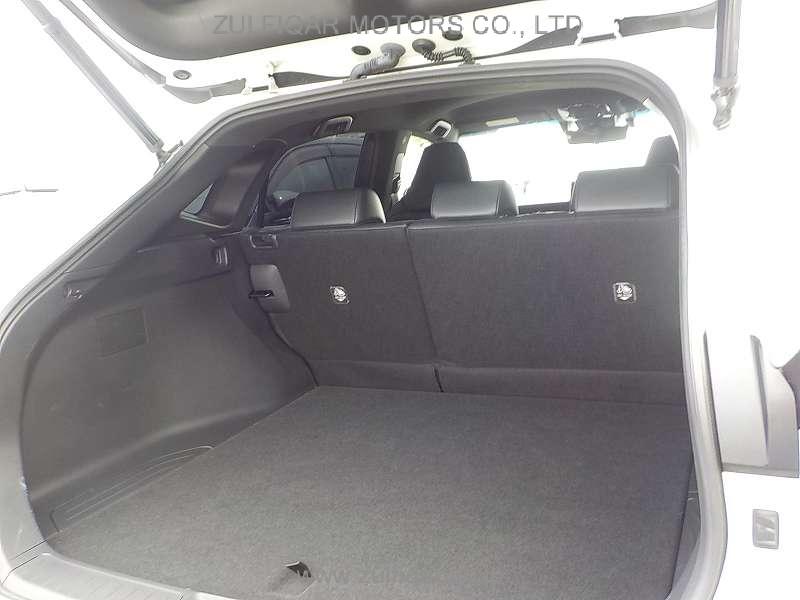 TOYOTA HARRIER 2022 Image 11