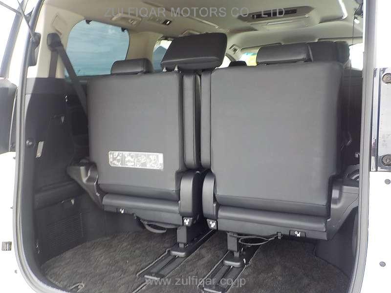 TOYOTA ALPHARD 2022 Image 12