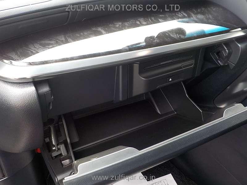TOYOTA ALPHARD 2022 Image 8