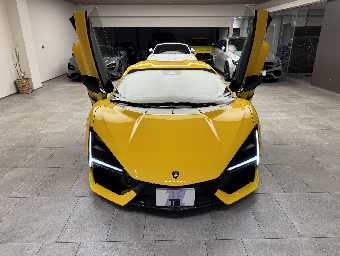 LAMBORGHINI REVUELTO 2024 Image 2