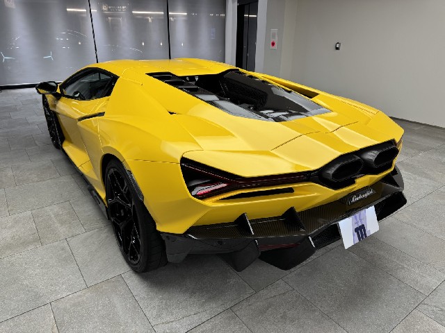 LAMBORGHINI REVUELTO 2024 Image 21