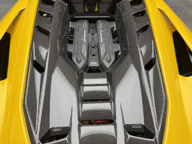 LAMBORGHINI REVUELTO 2024 Image 39
