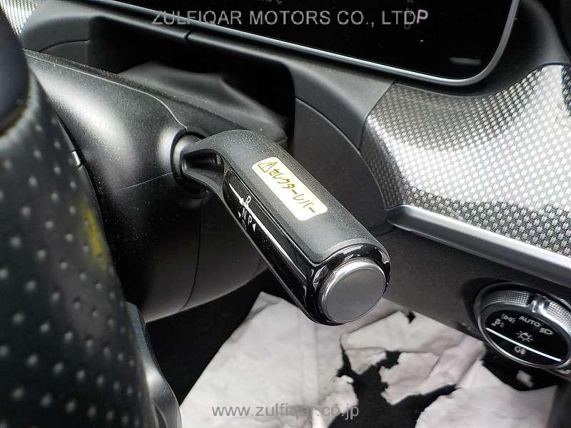 MERCEDES BENZ C CLASS 2022 Image 8