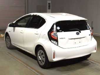 TOYOTA AQUA 2020 Image 4