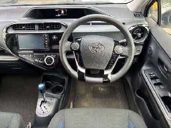 TOYOTA AQUA 2020 Image 6