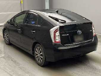 TOYOTA PRIUS 2014 Image 4