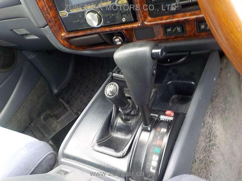 TOYOTA LAND CRUISER 80 1994 Image 8