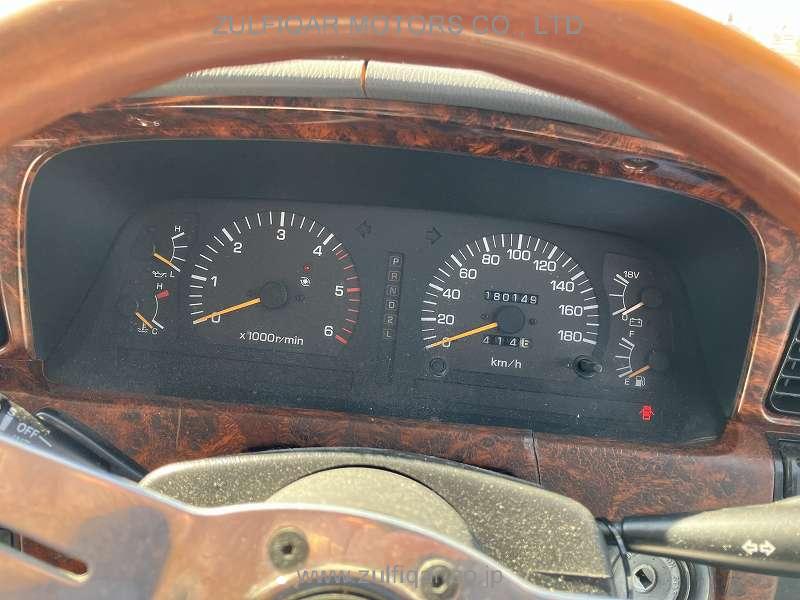 TOYOTA LAND CRUISER 80 1994 Image 9
