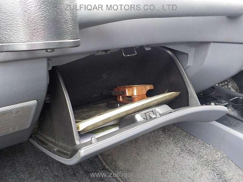 TOYOTA LAND CRUISER 80 1994 Image 10