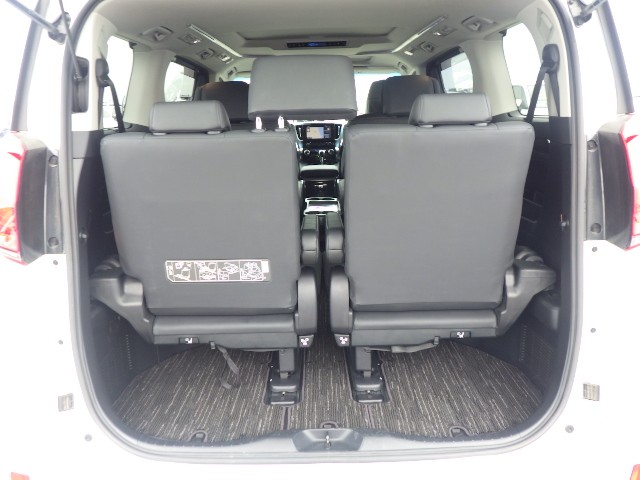 TOYOTA ALPHARD 2023 Image 19