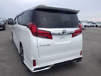 TOYOTA ALPHARD 2023 Image 3