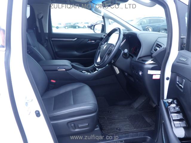 TOYOTA ALPHARD 2023 Image 10