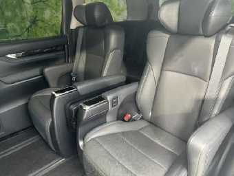 TOYOTA ALPHARD 2023 Image 8