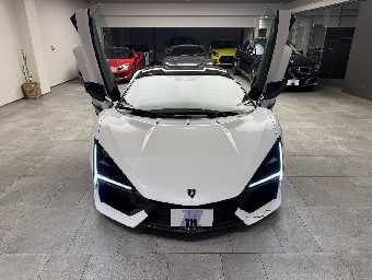 LAMBORGHINI REVUELTO 2025 Image 2