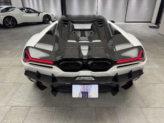 LAMBORGHINI REVUELTO 2025 Image 20