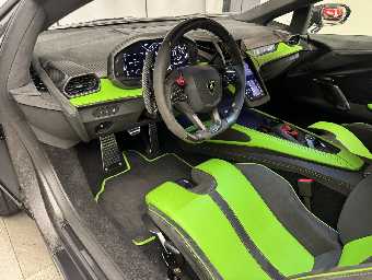 LAMBORGHINI REVUELTO 2025 Image 17