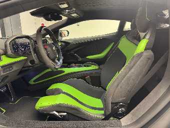 LAMBORGHINI REVUELTO 2025 Image 18