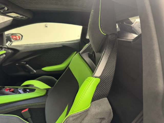 LAMBORGHINI REVUELTO 2025 Image 27