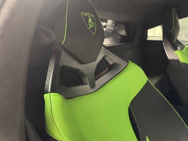 LAMBORGHINI REVUELTO 2025 Image 37