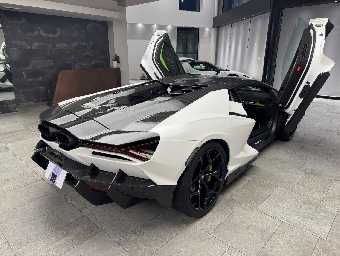 LAMBORGHINI REVUELTO 2025 Image 5