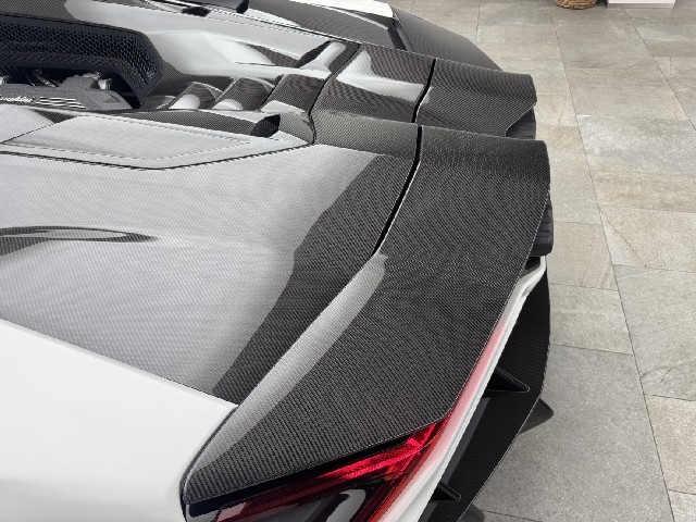 LAMBORGHINI REVUELTO 2025 Image 42
