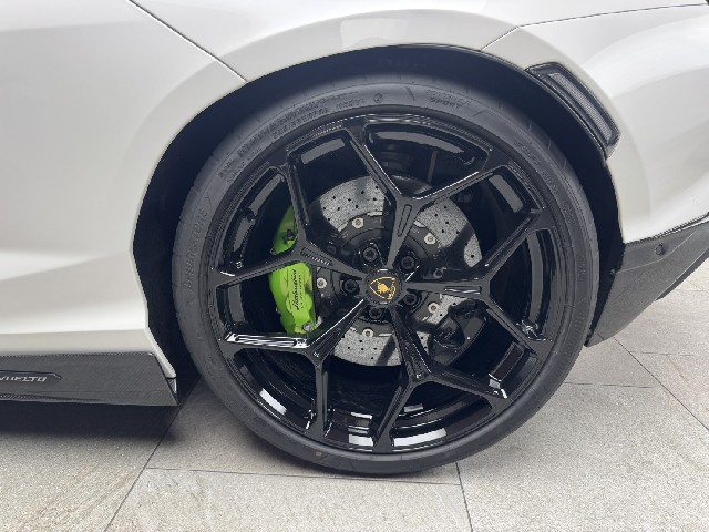 LAMBORGHINI REVUELTO 2025 Image 55