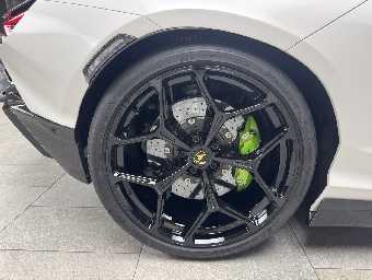 LAMBORGHINI REVUELTO 2025 Image 50