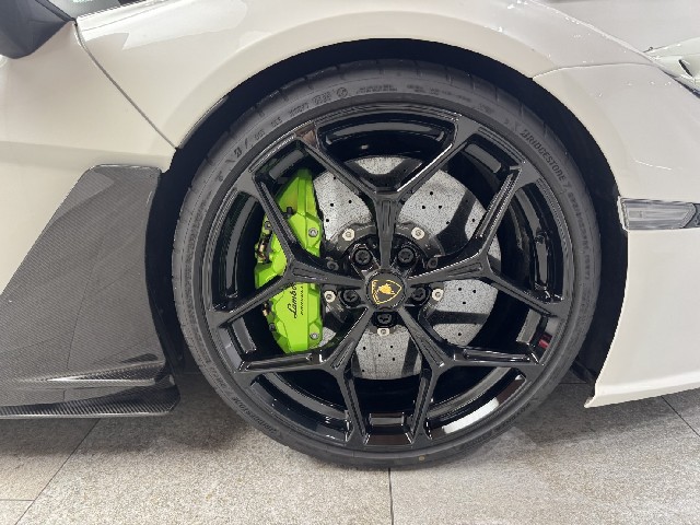 LAMBORGHINI REVUELTO 2025 Image 57