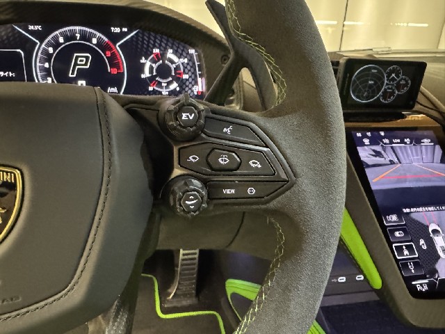 LAMBORGHINI REVUELTO 2025 Image 61