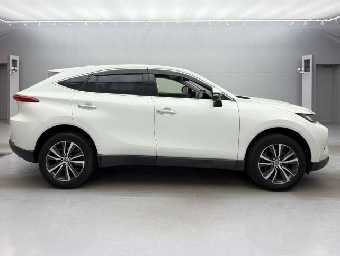 TOYOTA HARRIER 2022 Image 6
