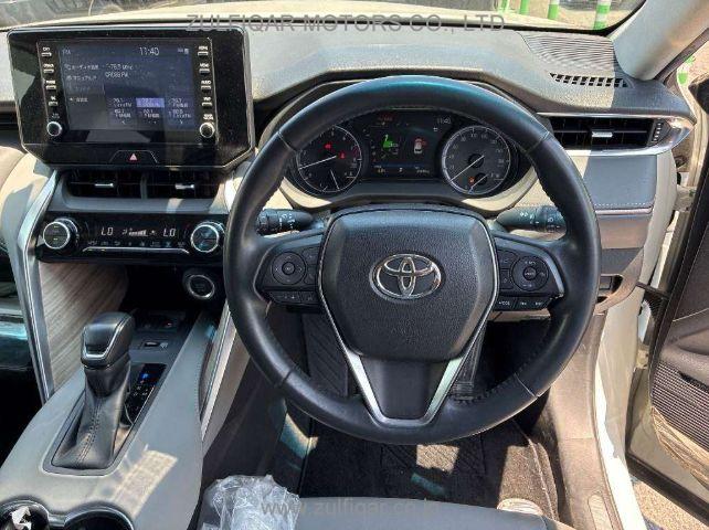 TOYOTA HARRIER 2022 Image 8