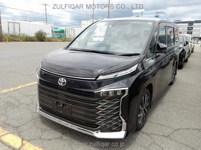 TOYOTA VOXY 2022 Image 2