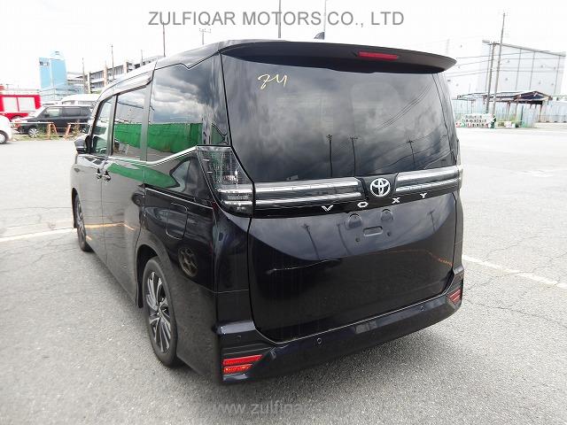TOYOTA VOXY 2022 Image 3