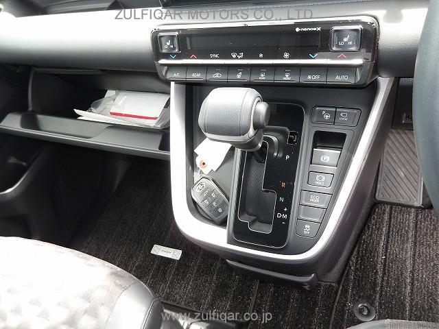 TOYOTA VOXY 2022 Image 7