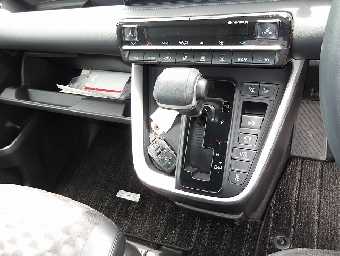 TOYOTA VOXY 2022 Image 7