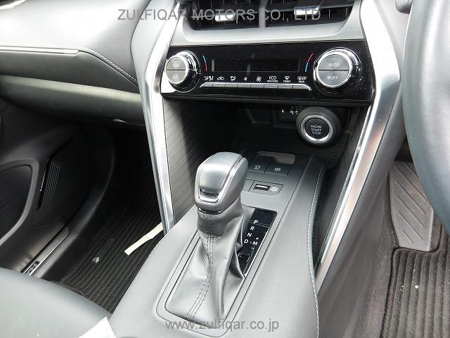 TOYOTA HARRIER 2022 Image 6