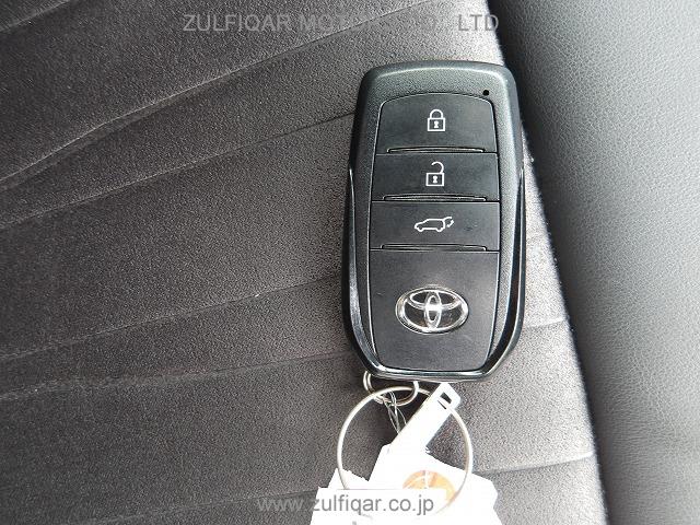 TOYOTA HARRIER 2022 Image 9