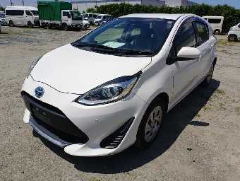 TOYOTA AQUA 2021 Image 1