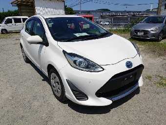 TOYOTA AQUA 2021 Image 6