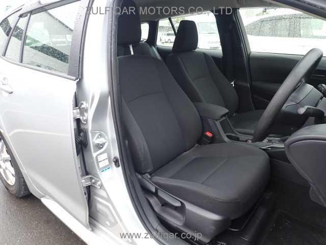 TOYOTA COROLLA TOURING 2020 Image 6