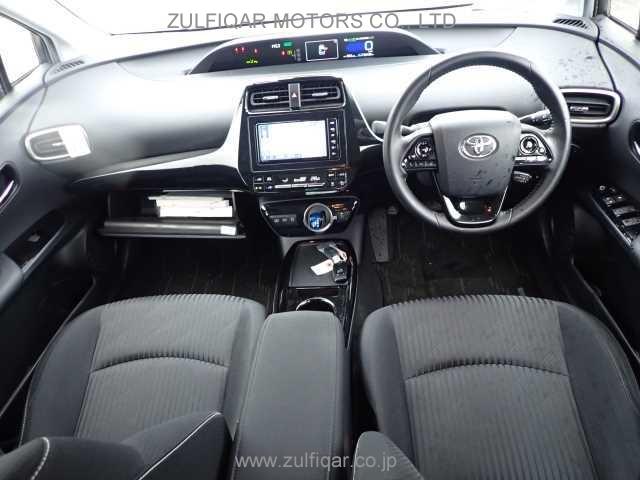 TOYOTA PRIUS PHV 2021 Image 3